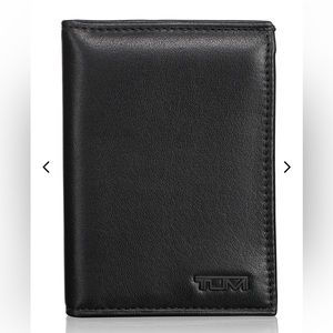 Tumi Delta L-Fold Wallet Black Leather Like New